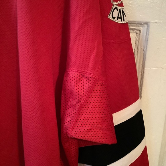 Team Canada Hockey Jersey - Picture 6 of 9